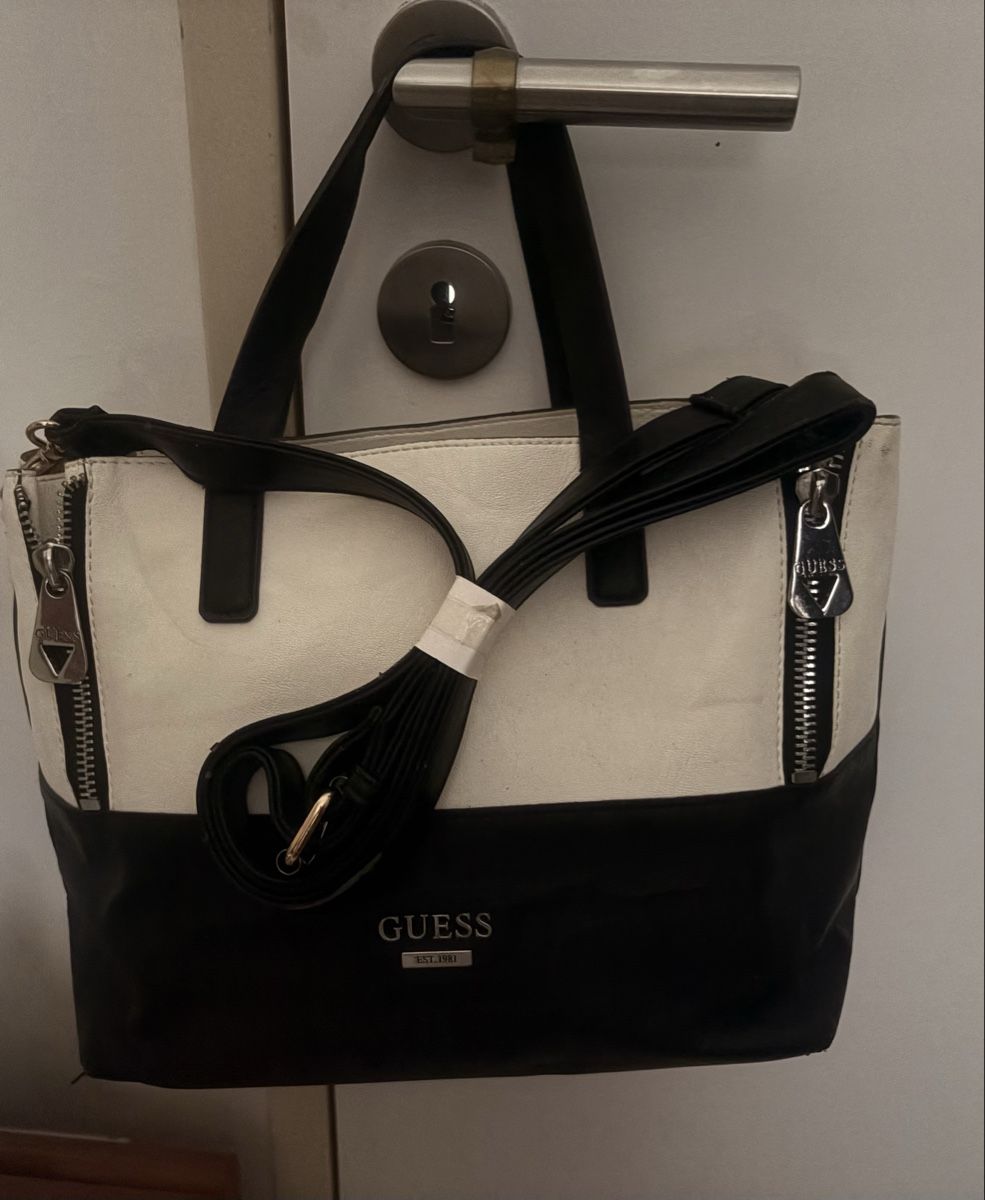 Guess Borse da donna: Borsa a mano Guess modello Doheny  – Usato da Taverne venduto da Luvi08