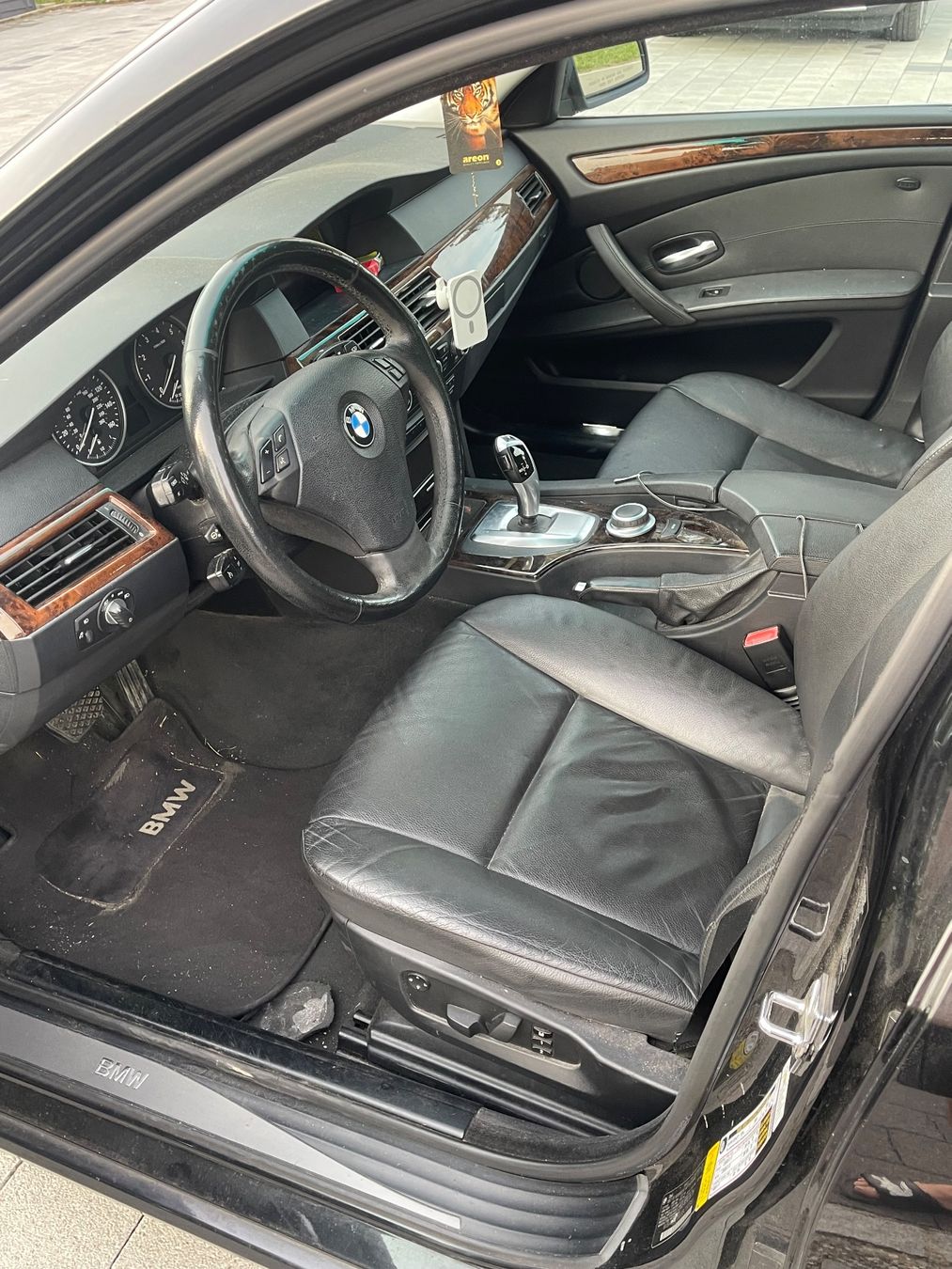 BMW Autos: BMW 528Xi – D'occasion à Kümmertshausen par spe_8hlh 2