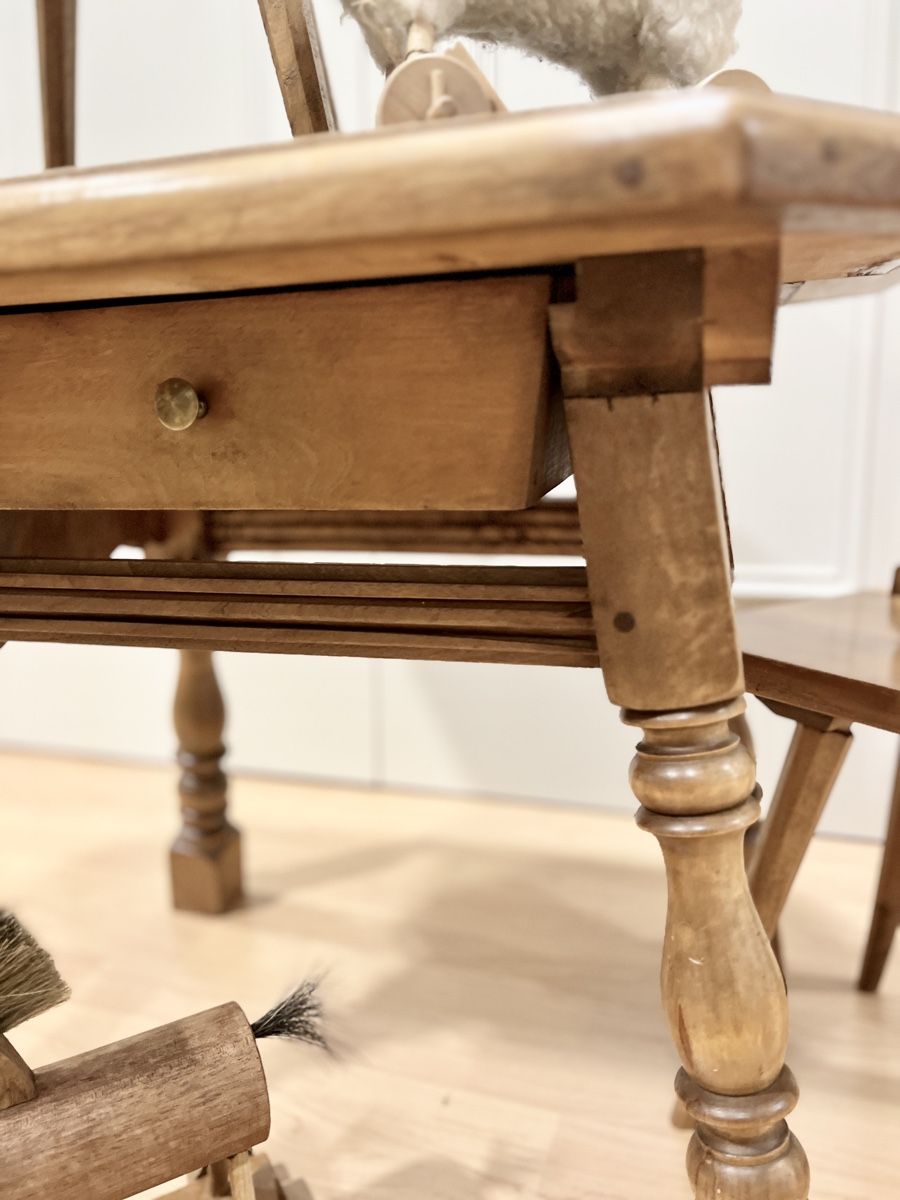 Tavoli: Schragentisch Kindertisch Bündnertisch – Usato da Sirnach venduto da dasrosahaus 1