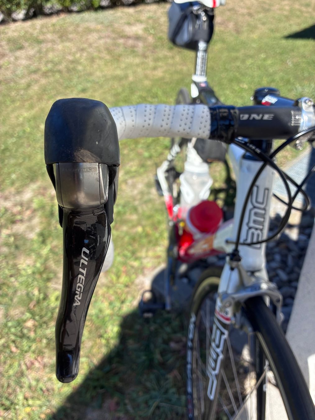 BMC Vélos: Vélo de course BMC Roadmachine SLX 01 – D'occasion à Ecuvillens par MarlB 2