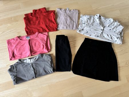 Kinder Kleider Paket Gr. 140, 7 Teile