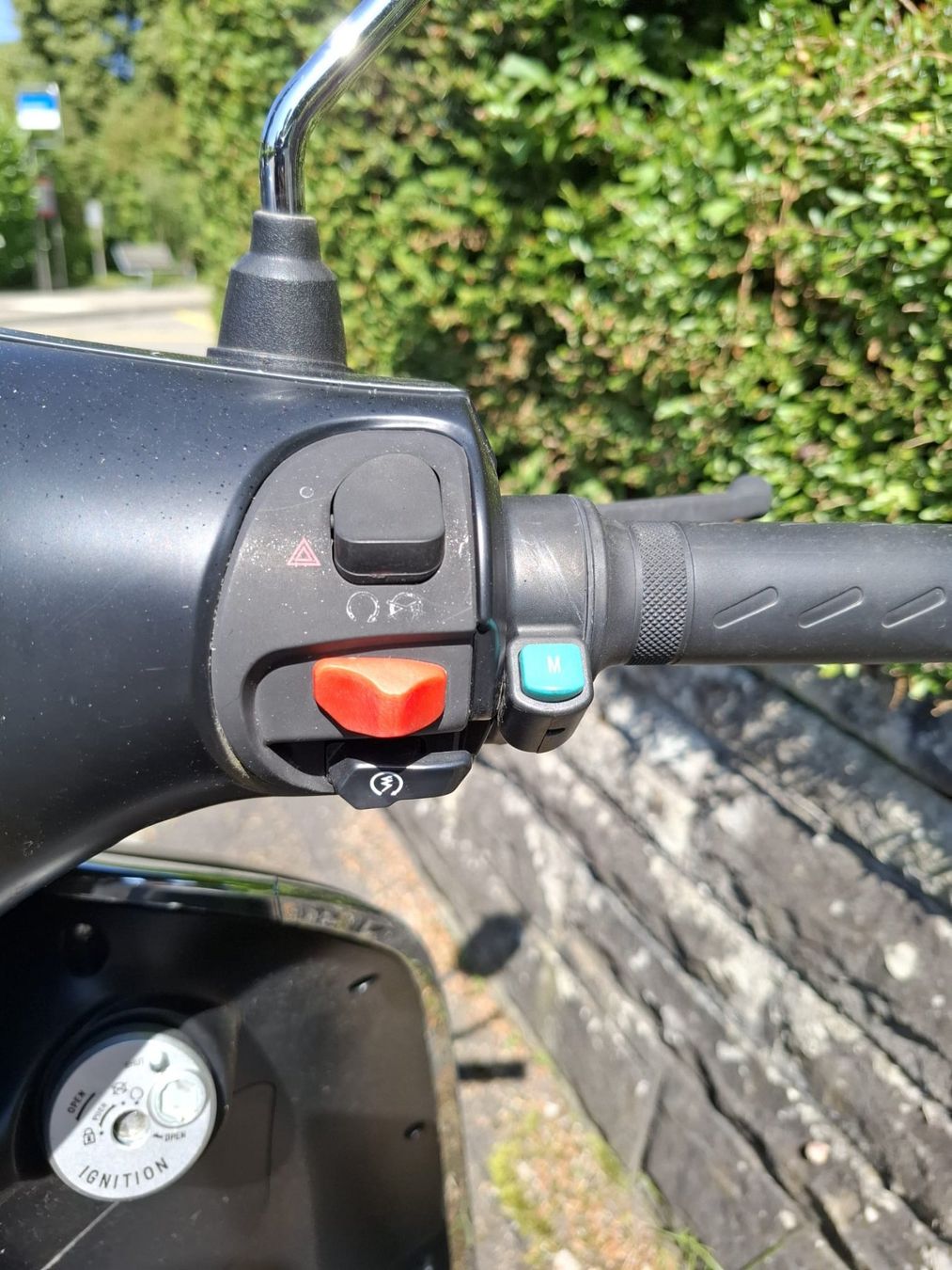 Scooter: E-Roller schwarz matt 5000W, max Speed 90km/h, nur 1'480 km – Nuovo (secondo la descrizione) da zollikerberg venduto da osci74 4