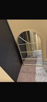Goldener Spiegel im Fensterdesign - Top Zustand!