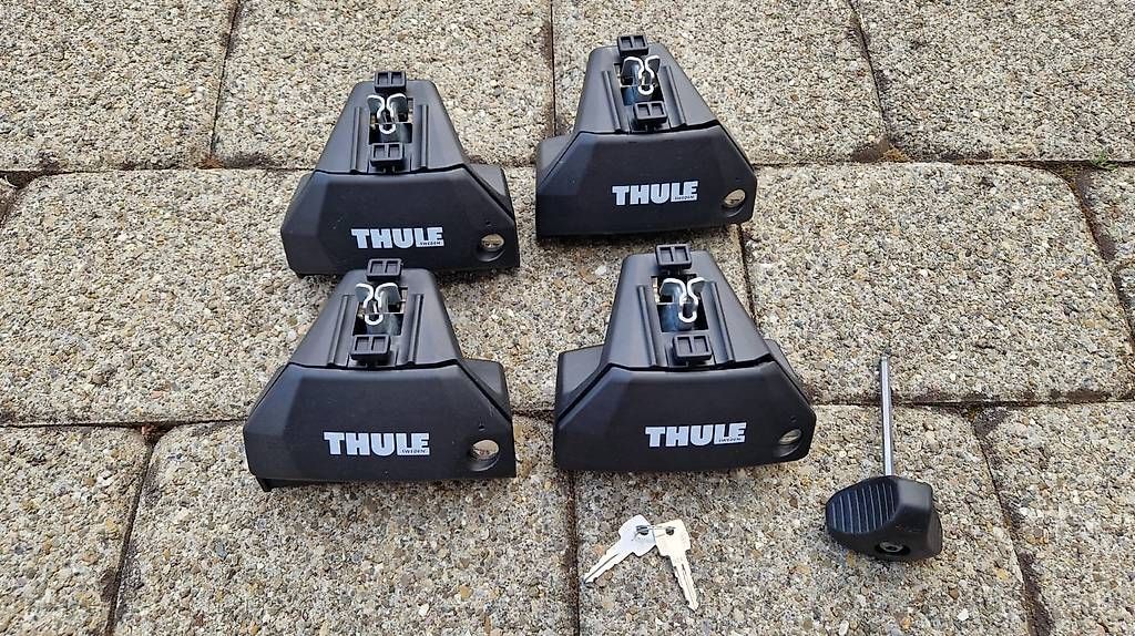 Portapacchi: Thule Evo Flush Rail 710600. Optional WingBar Evo 118 – Usato da Niederhasli venduto da Andrea.Kast
