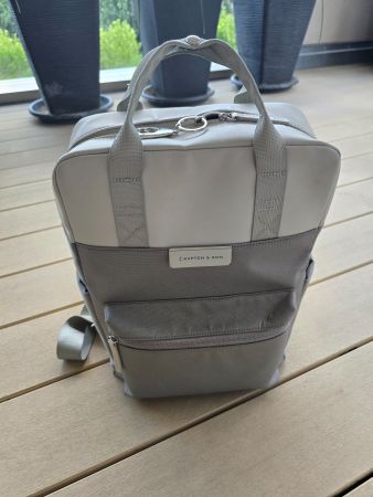 Kapten & Son Rucksack – Hellgrau/Grau – sehr gepflegter Zust