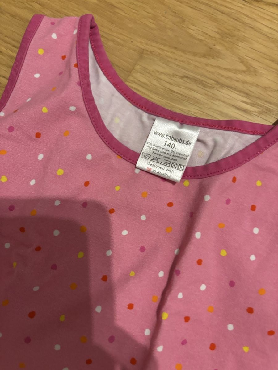 Camicette, T-shirt & Top: 2 Tops 140 – Usato da Rünenberg venduto da ZwergLi100 1