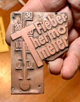 alter DRUCKSTOCK Klischee WERBE Fieber-Thermometer PAG