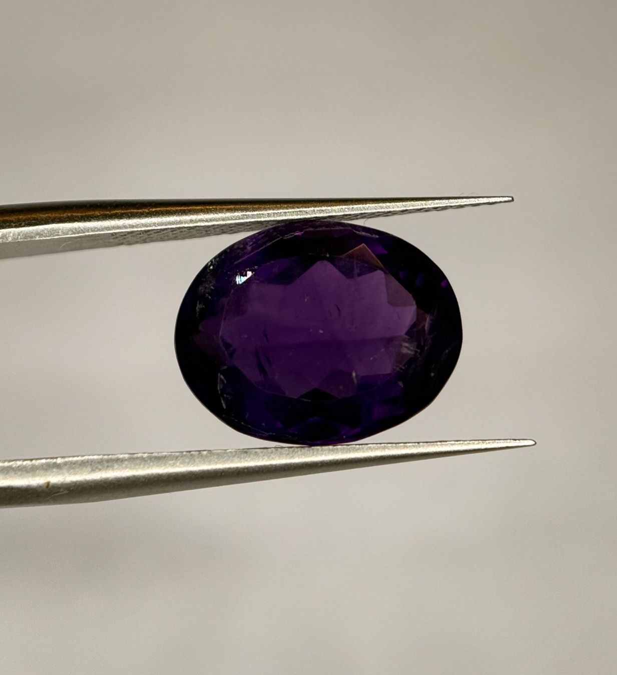 Pietre preziose: Ab 1 Fr. - 4.47 ct natürlicher Amethyst – Nuovo (secondo la descrizione) da Mauren venduto da LieGems 1
