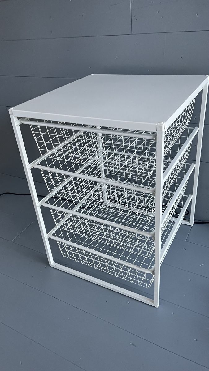 Cassettiere: Commode IKEA Jonaxel – Usato da Corserey venduto da Zreik82