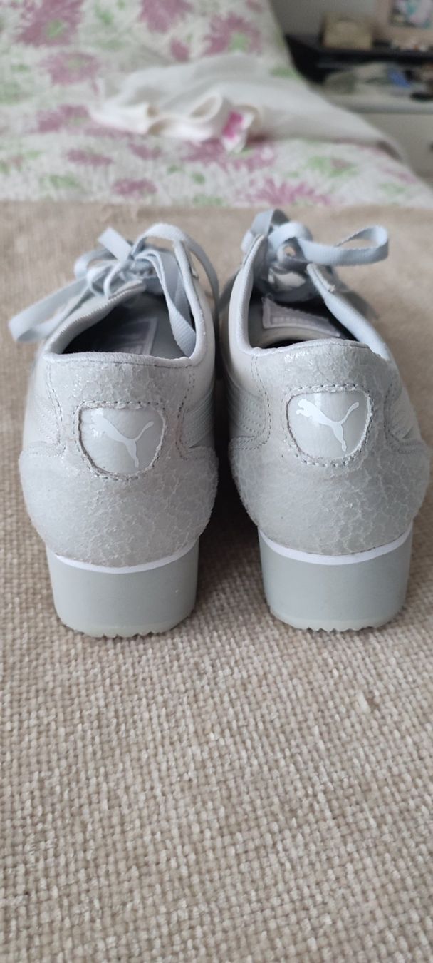 Puma Damenschuhe: Chaussures Puma neuves – Neu und originalverpackt aus St-Cergue von Neviana 1