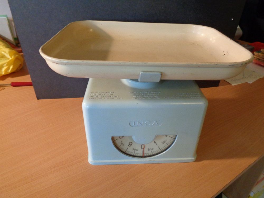 Ancienne Balance De Cuisine Inca Super – Métal Beige, Plateau – Reproduction 1950/60