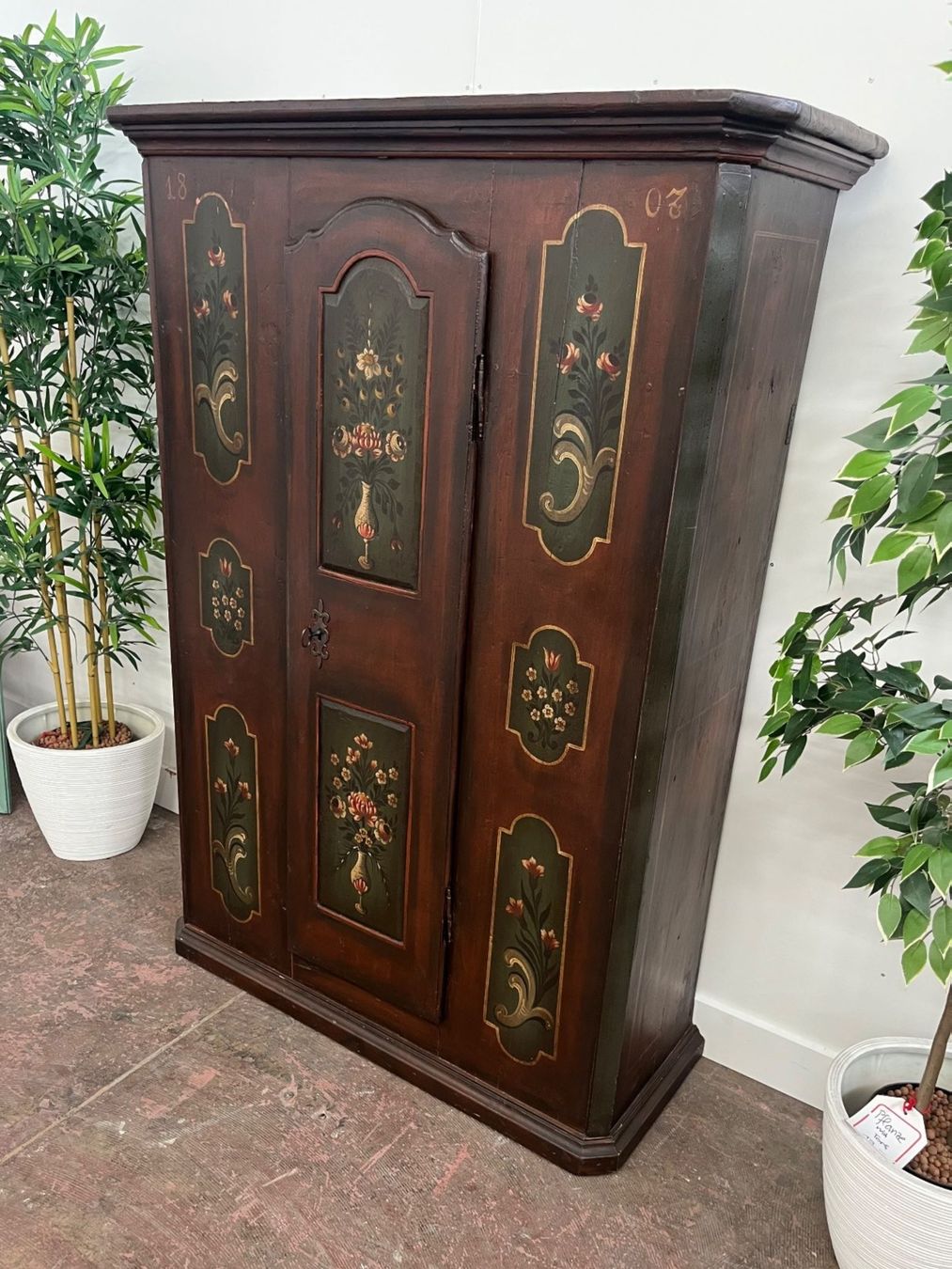 Armoires: Bemalter Bauernschrank – D'occasion à Luzern par CaritasZentral