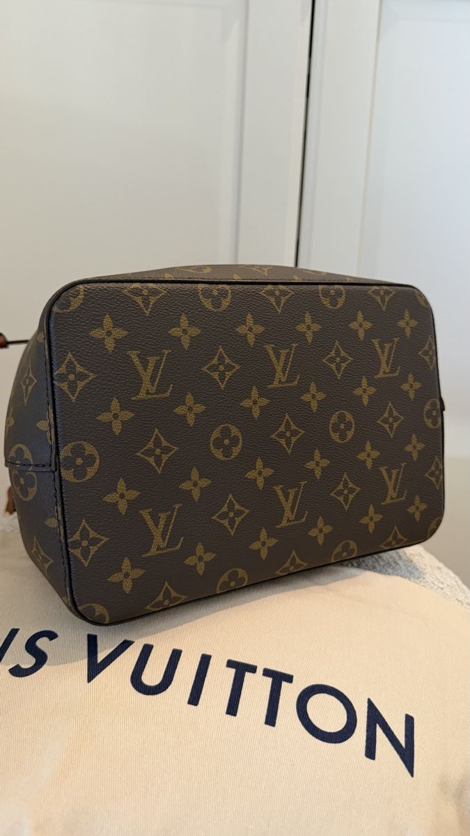 Louis Vuitton Borse: Louis Vuitton NéoNoé MM Monogram Canvas – Nuovo (secondo la descrizione) da Weiningen ZH venduto da Jeolina 3