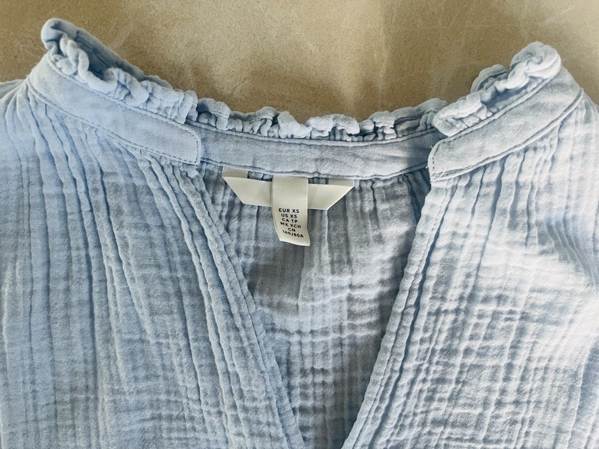 H&M Camicette: Hellblaue H&M Umstandsbluse in Grösse XS – Usato da Nürensdorf venduto da Danitolas 2