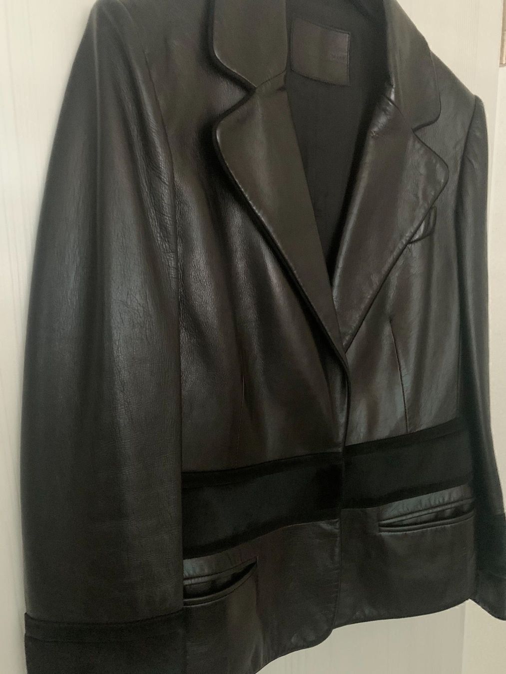 Bally Giacche: Bally Lederjacke NEU, Gr. 38 – Nuovo e nell'imballaggio originale da Dättwil AG venduto da nika8810