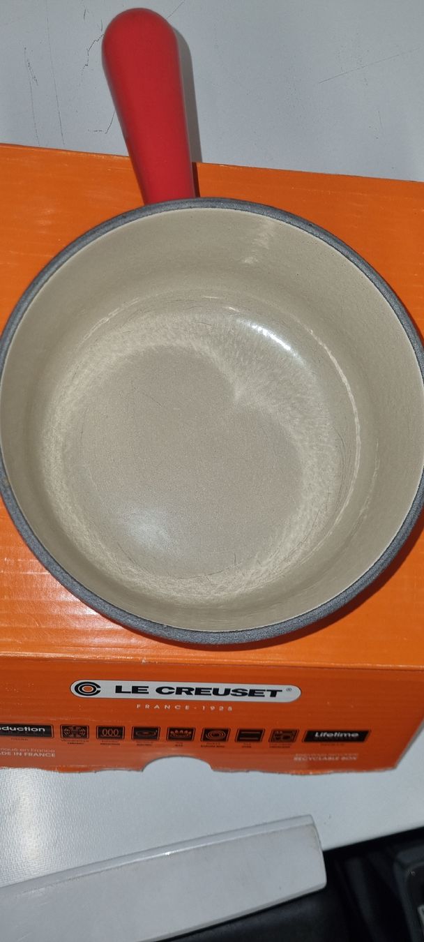 Le Creuset Pentole: Le Creuset Fondue Caquelon – Usato da Nottwil venduto da ClanNature 3