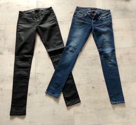 2 jeans Guess taille 27