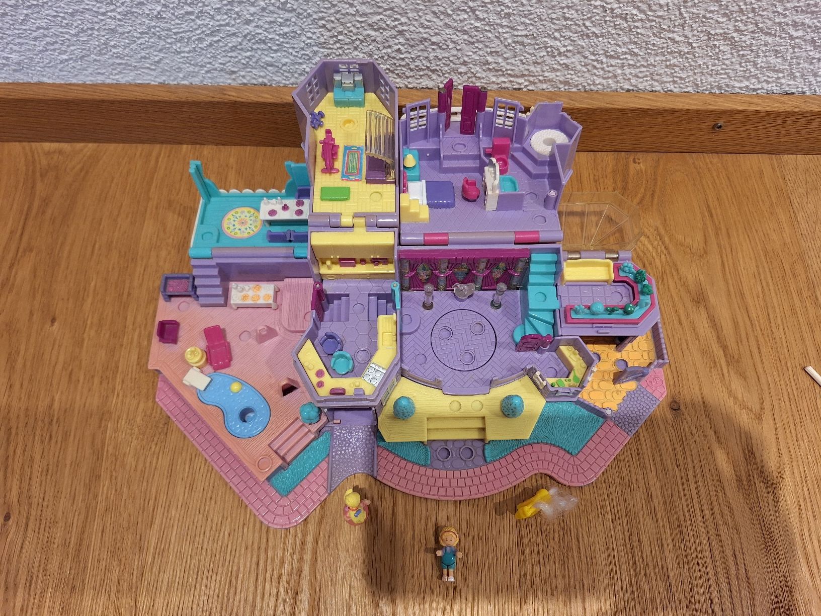 Polly Pocket Carillon: Polly Pocket 1994 – Usato da Ruswil venduto da Mischi. 1