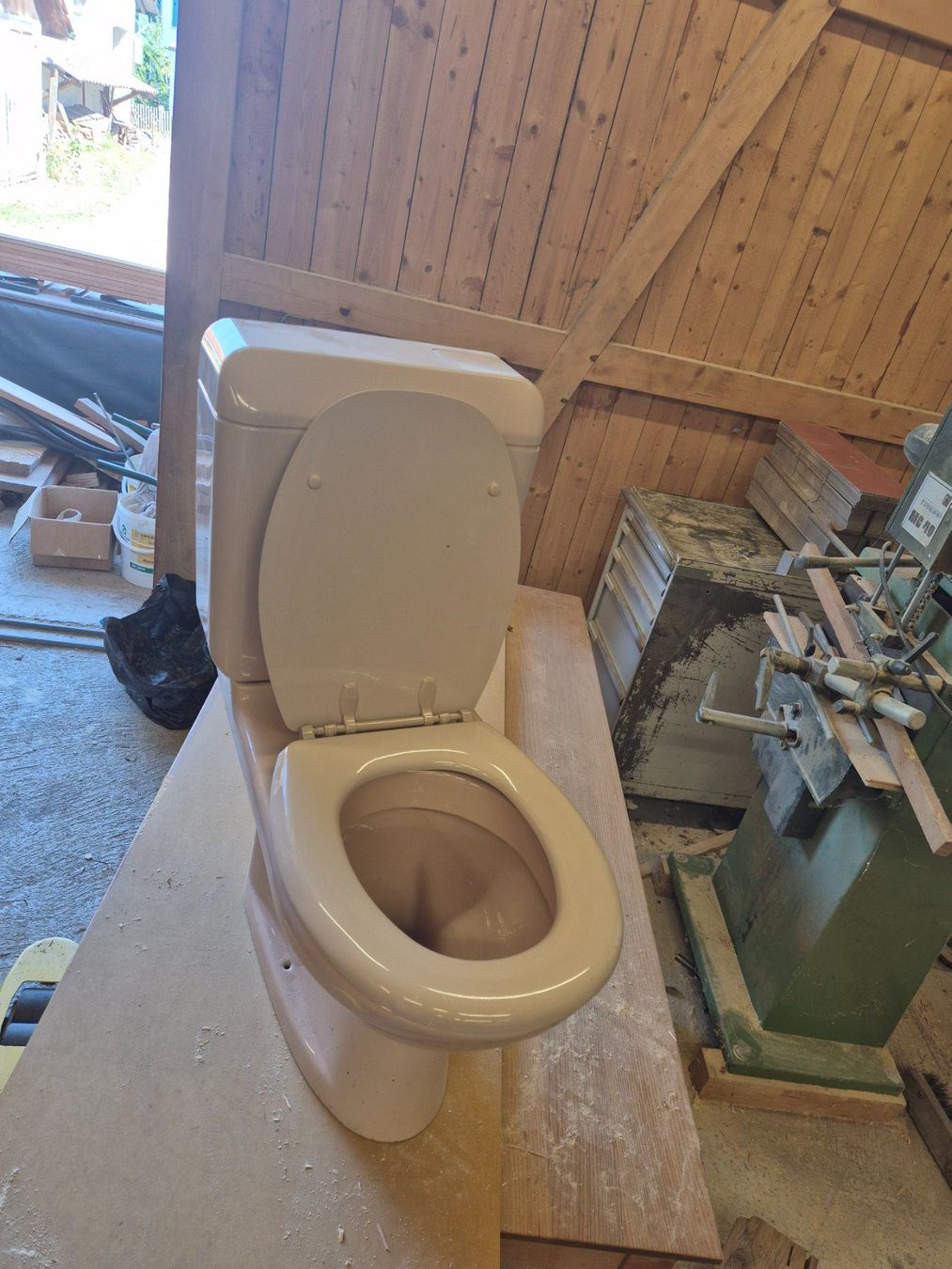 WC: WC Standmodell – Usato da Zell ZH venduto da nic_7vhp 1
