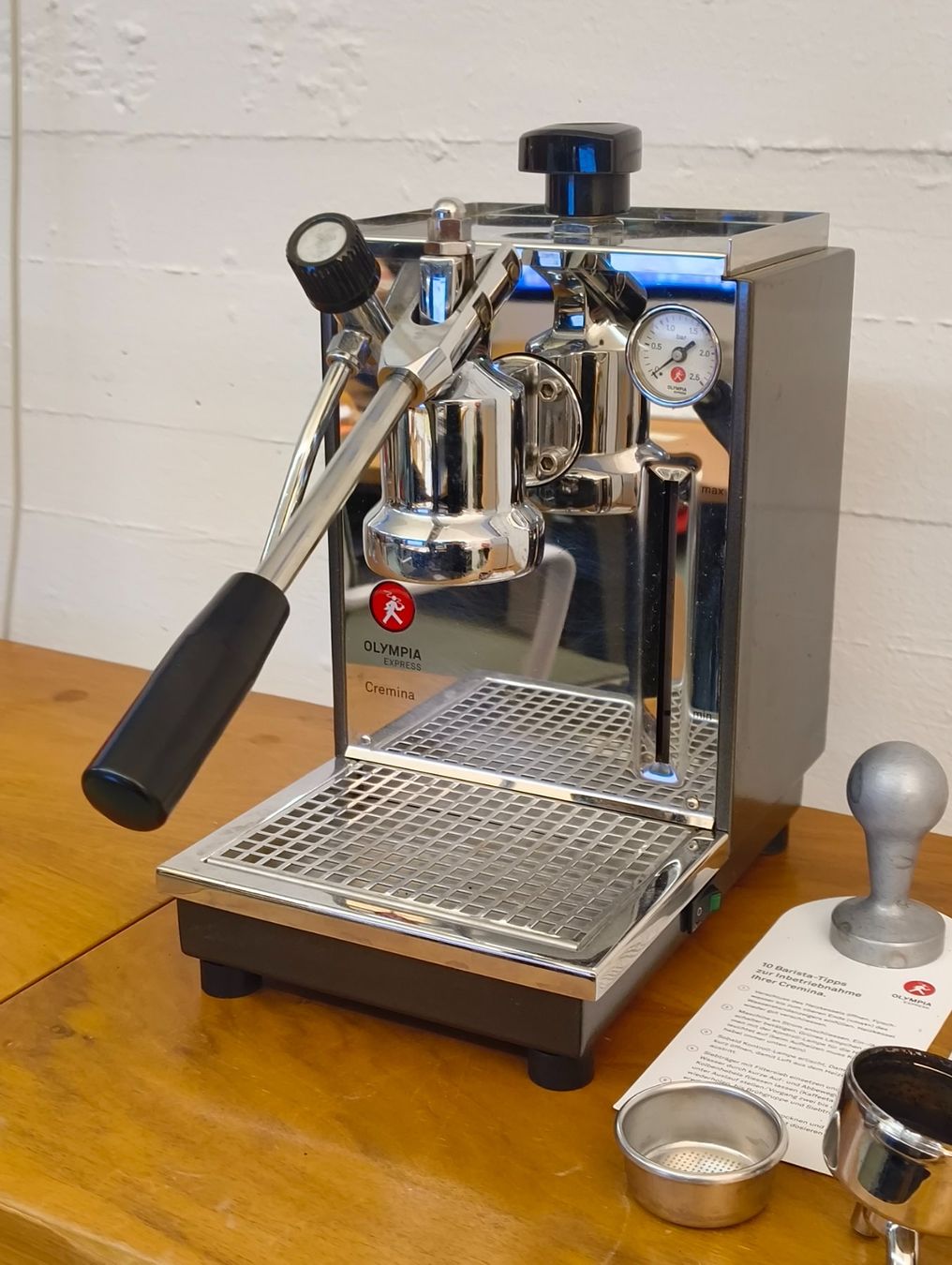 Olympia Express Machines à café & Machines à expresso: Olympia Express Cremina Espressomaschine CH / Anthrazit – D'occasion à Zürich par Simsala-bim