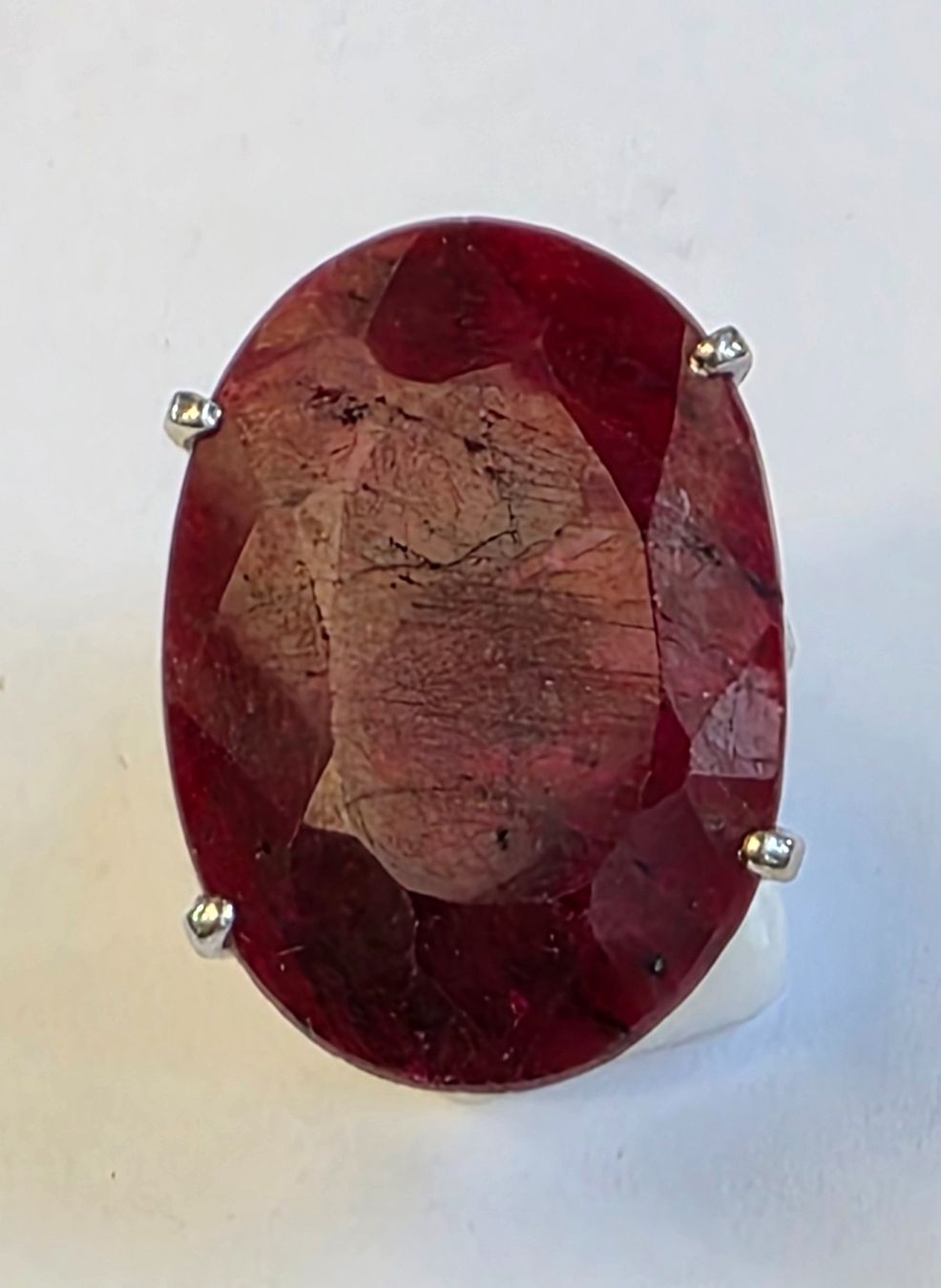 Anelli: Ring mit grossem ovalem Rubin Silber 925 neu – Nuovo (secondo la descrizione) da Zürich venduto da benedikt12 1