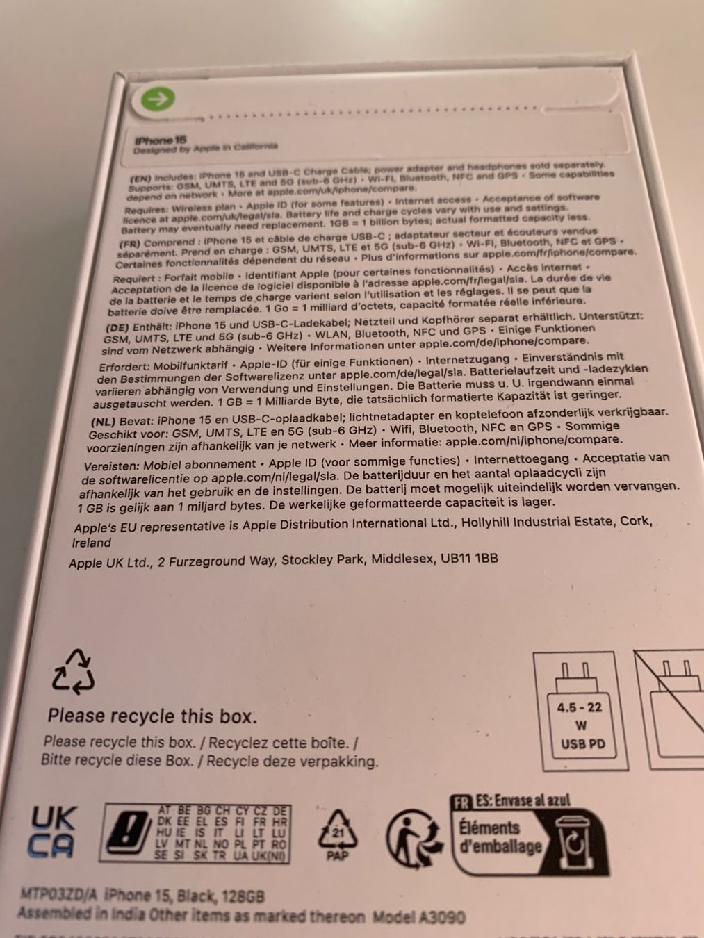 Apple Telefoni cellulari / Smartphones: iPhone 15, black, 128 GB, Neu & Originalverpackt – Nuovo e nell'imballaggio originale da Oberrohrdorf venduto da Tatten1 1