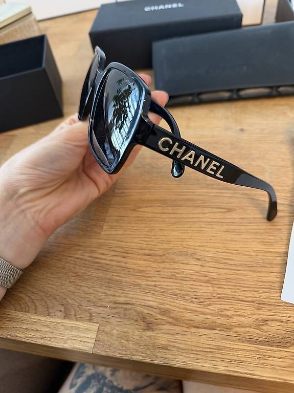 Occhiali & Lenti: Chanel Sonnenbrille – Usato da Rickenbach b. Wil venduto da assbe