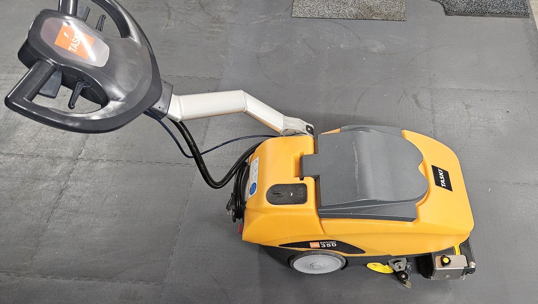 Alle Maschinen: Scheuersaugmaschine Taski swingo 350 B – Gebraucht aus Wangen SZ von Hischi_69