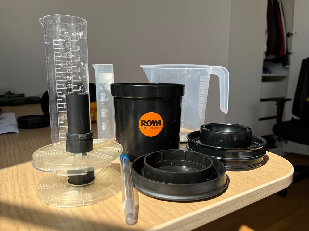 Rowi Developing Tank 35mm and 120 (Gebraucht) in Zürich für CHF 5 – nur ...