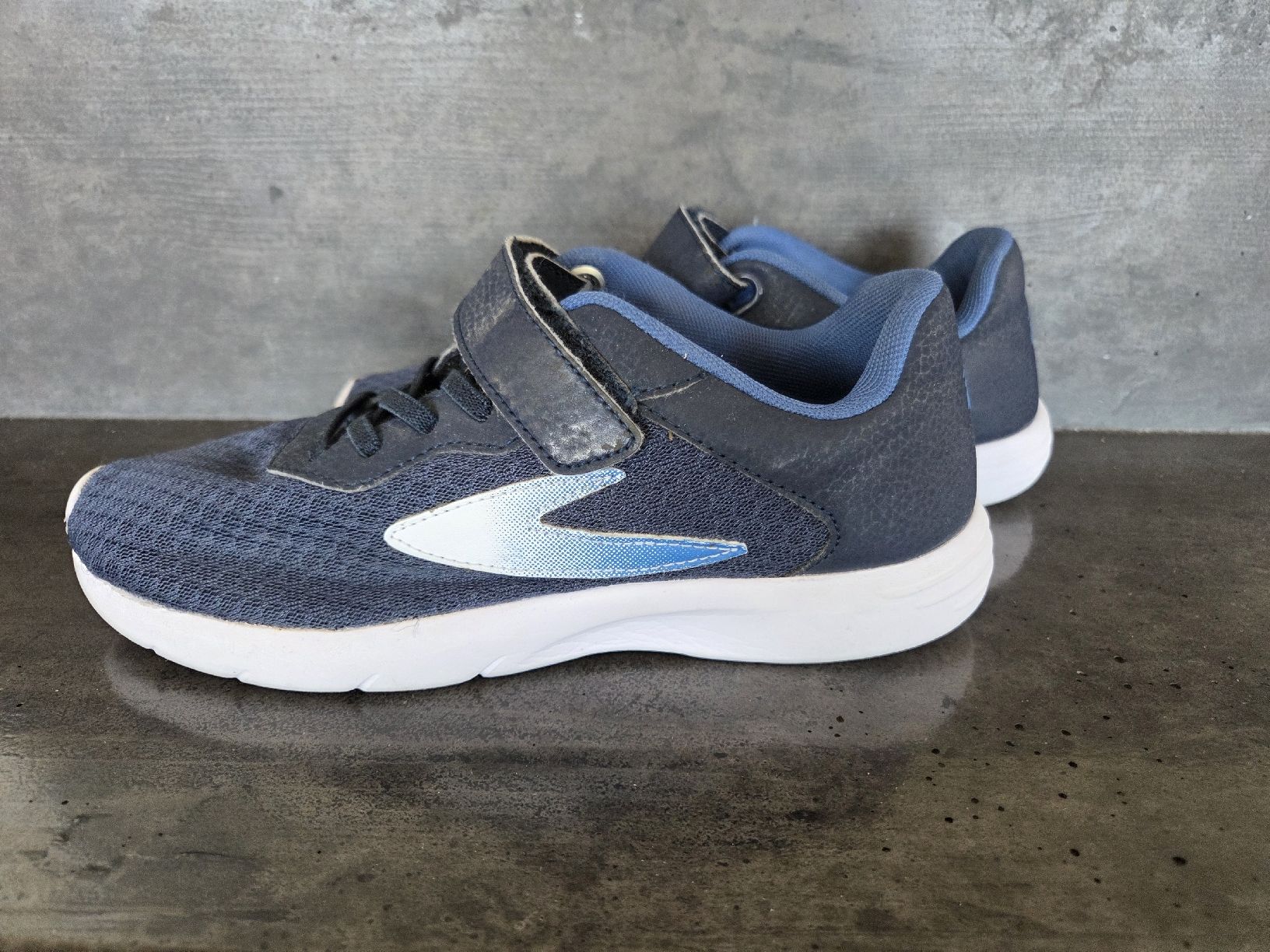 Scarpe da uomo: Vty Hallenturnschuhe Gr. 37 – Usato da Villars-sur-Glâne venduto da richardette 3
