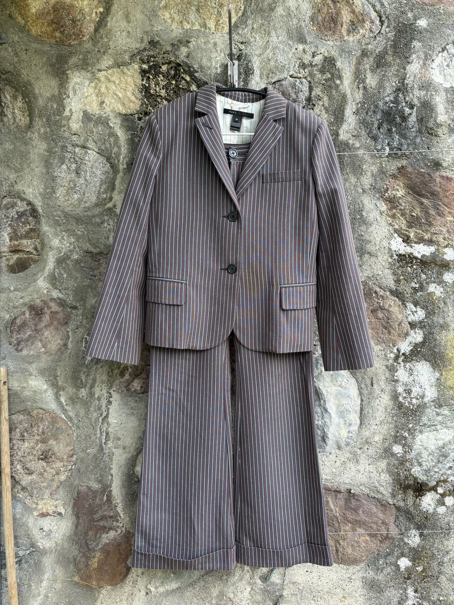 Jil Sander Completi & Tailleur: Hosenanzug von Marc Jacobs – Usato da Zürich venduto da jepperem