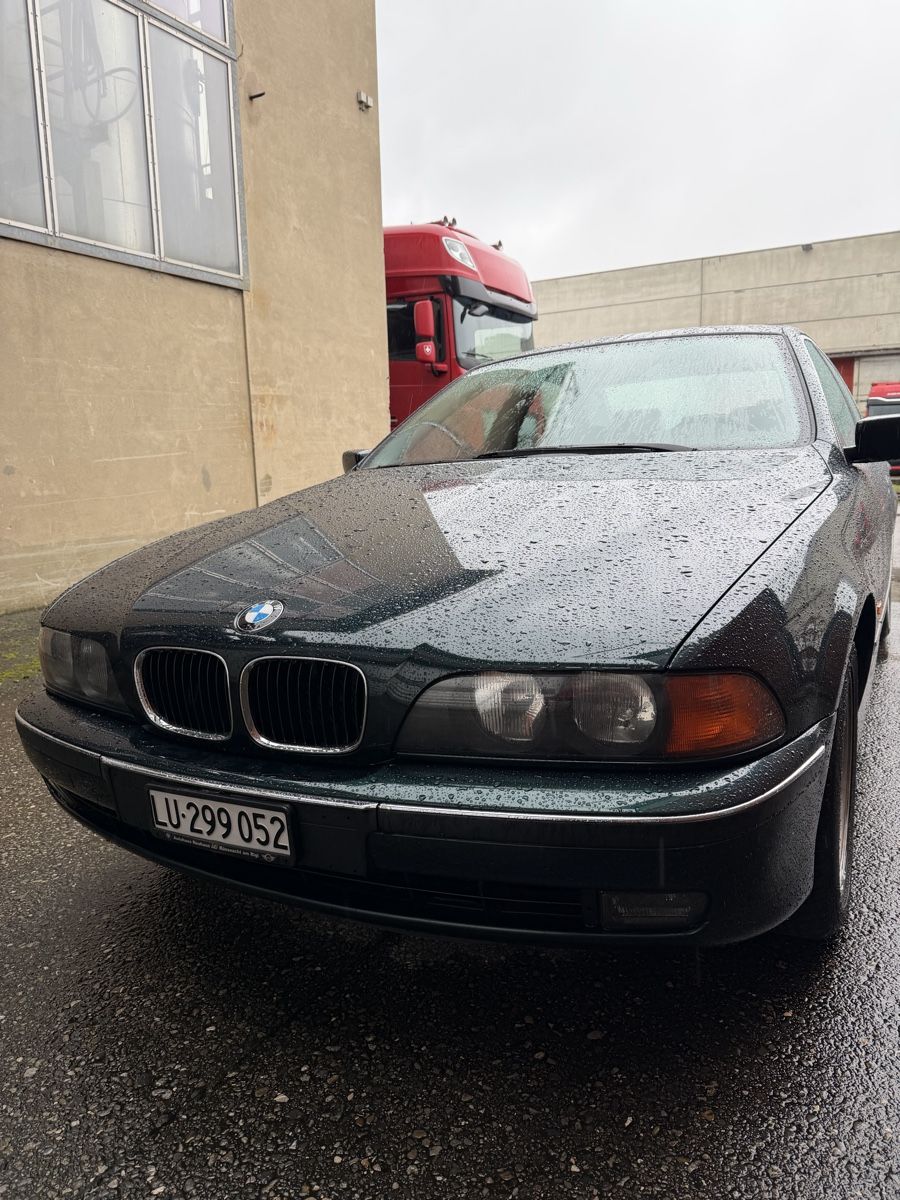 BMW Automobili: BMW e39 523i Original Zustand  – Usato da Geiss venduto da luk_cnw8 2
