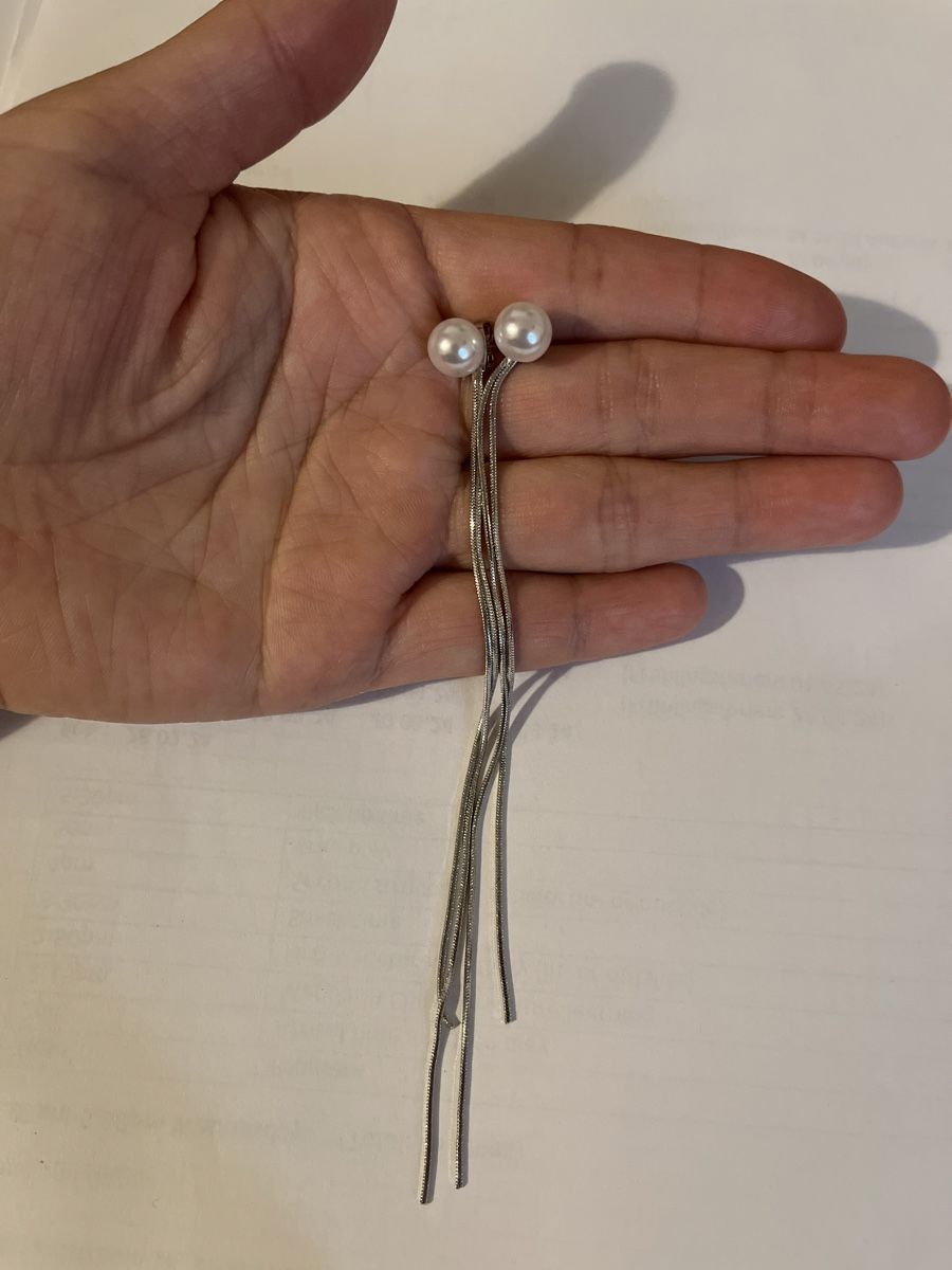 Boucles d'oreille: Perlen Ohrring mit Anhänger – Neuf (Voir description) à Thalwil par Peijun
