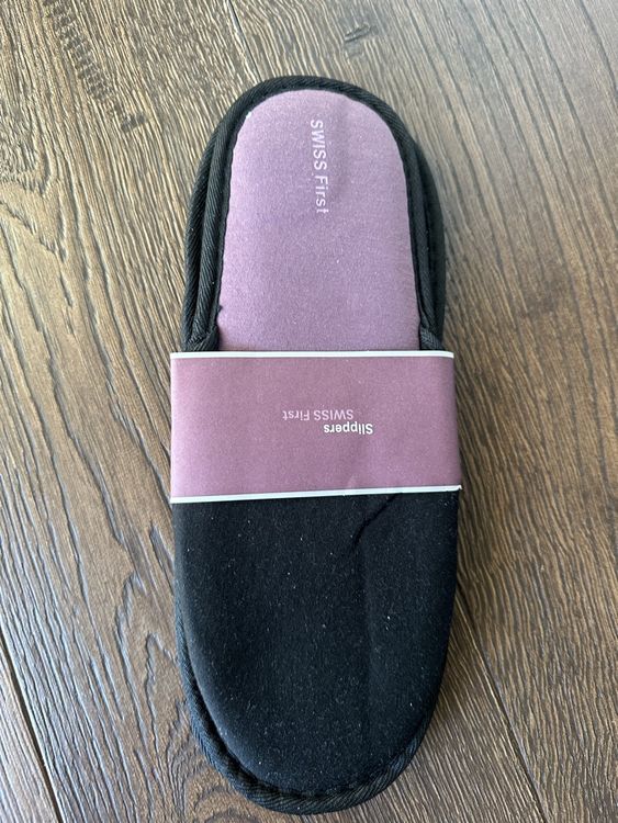 Swiss First Slippers Gr L (Neu und originalverpackt) in Büren SO für ...