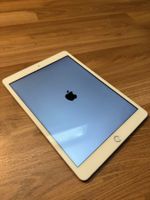 Apple iPad 8. Generation 2020 in Weiss mit 128 GB