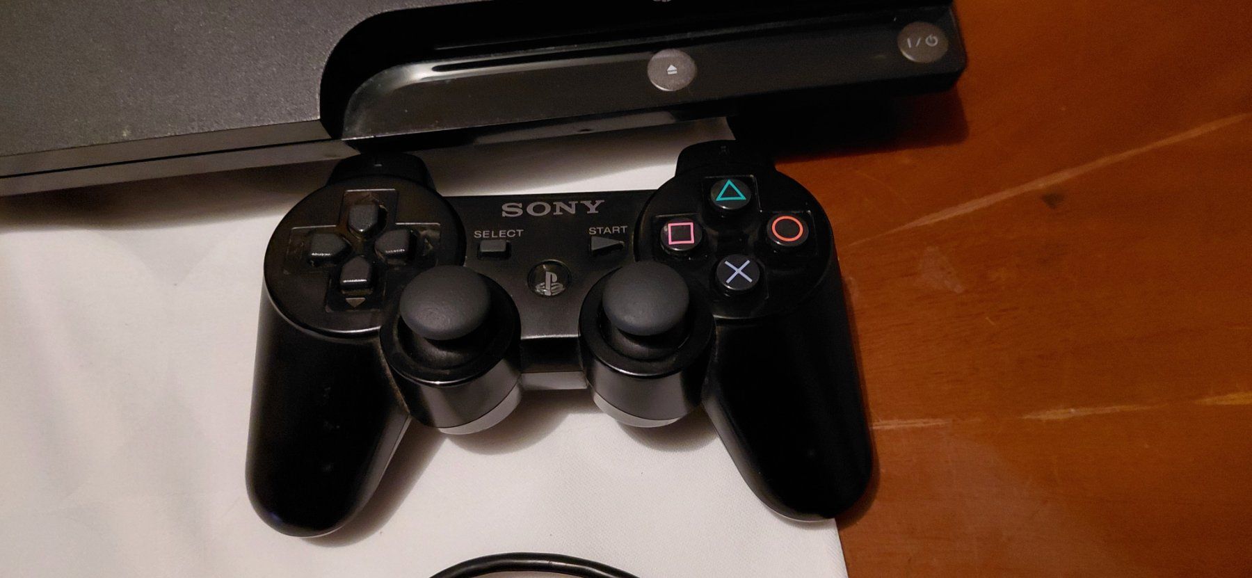 Sony Console: PS3 Slim 160 GB inkl Controller und Spiele / Herv Zust – Usato da Gretzenbach venduto da Uli1980 2