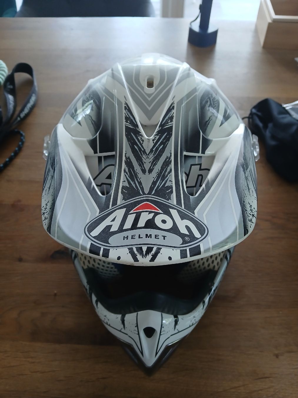 Airoh Helme: Airoh Helm XS 53-54 – Gebraucht aus Fislisbach von Quirlig07