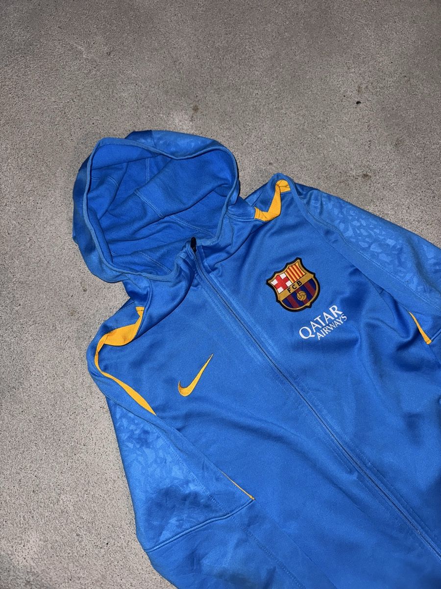 Nike Giacche: vintage nike barcelona trackjacket blue – Usato da Oberhofen Thun'see venduto da 61archive 3