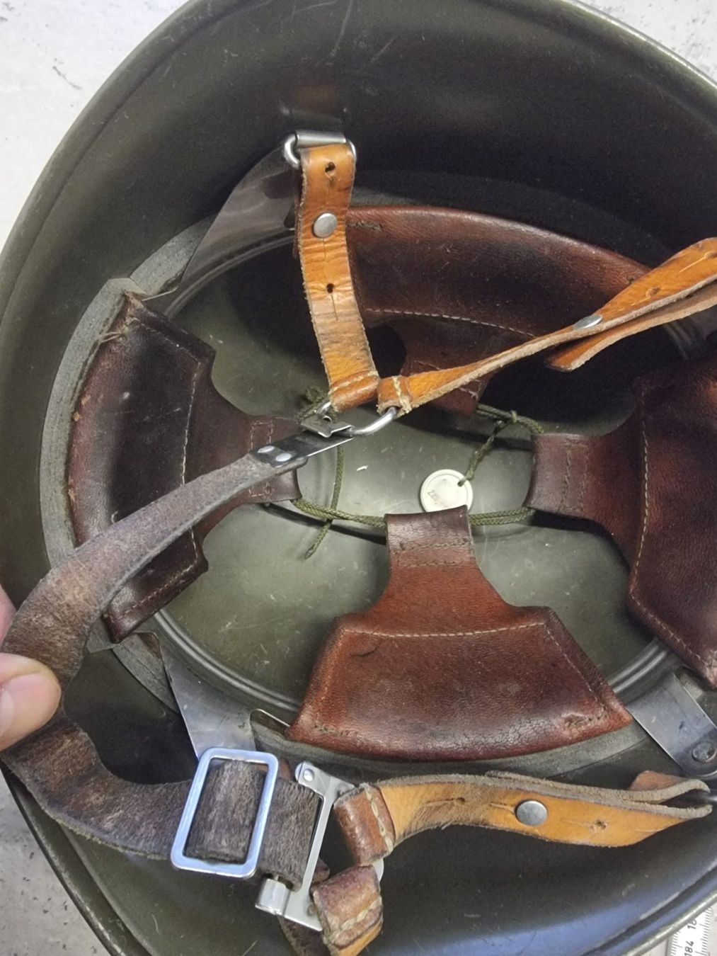 Uniformi & Effetti personali: Schweizer Armee Helm Stahlhelm Militär – Usato da Olten venduto da Mezopotamya 6