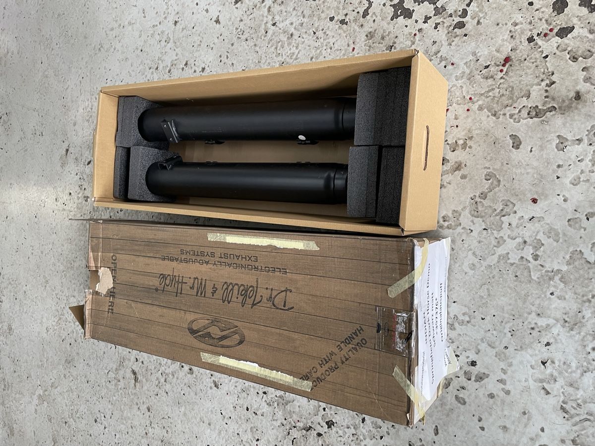 Sistemi di scarico: Indian Original Auspufftöpfe – Usato da Thun venduto da Palmeli 1
