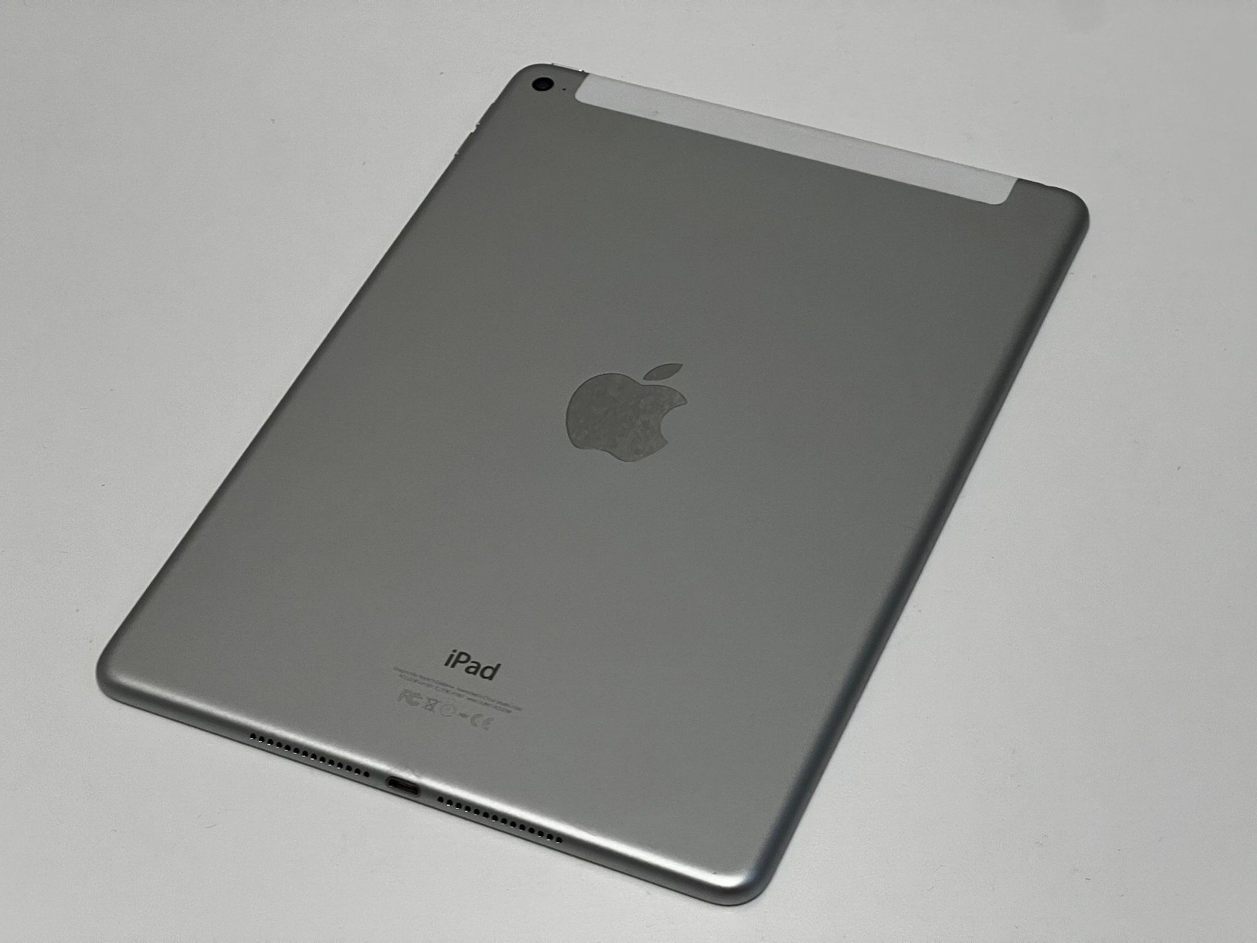 Apple Tablet PC: iPad Air 2 Wi-Fi + Cellular 64gb – Usato da Delemont venduto da Nova-Goods 5
