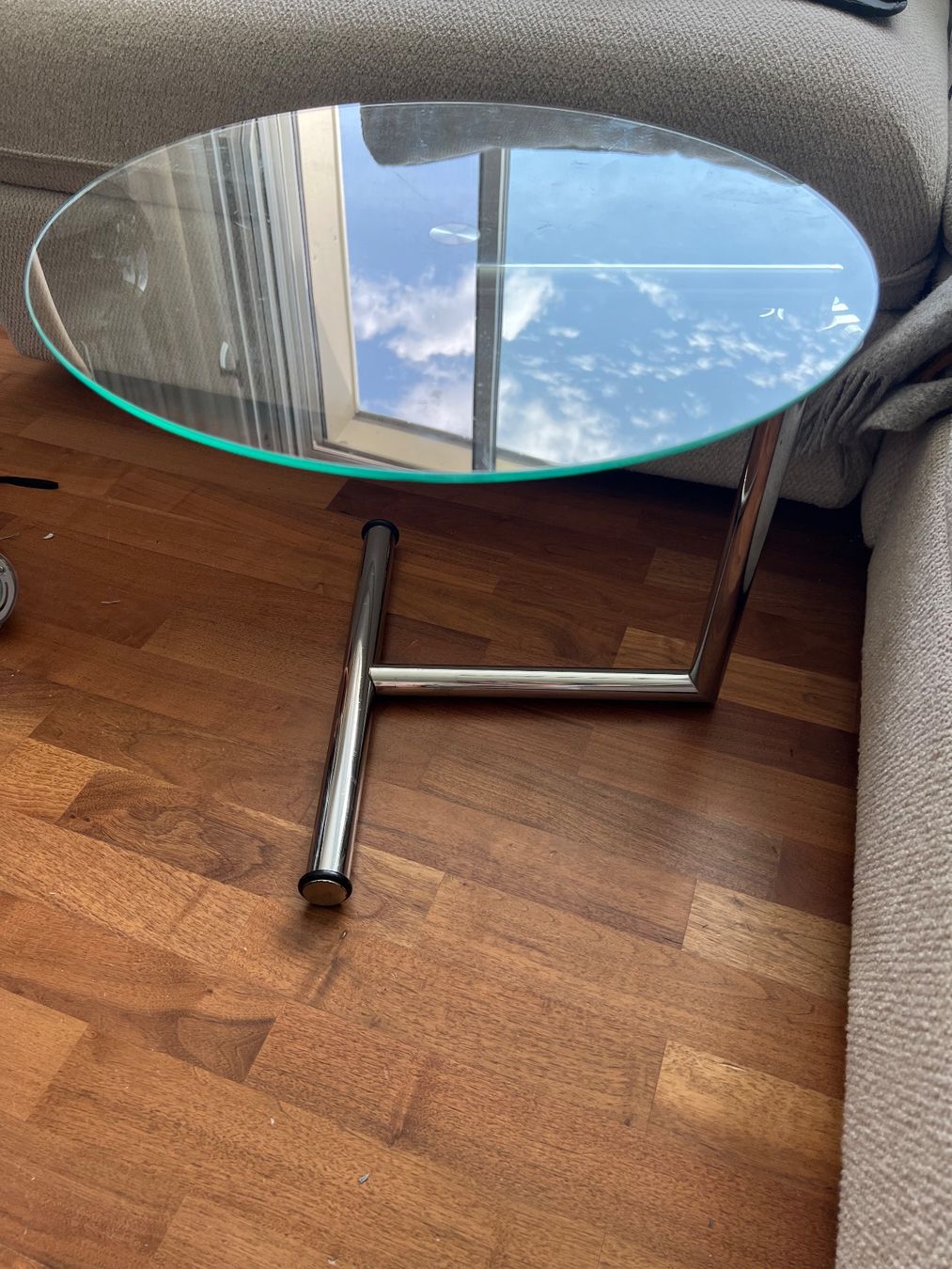 Tavoli: Couchtisch Hochverstellbar Glas Chrom – Usato da Jona venduto da Sariksa 1