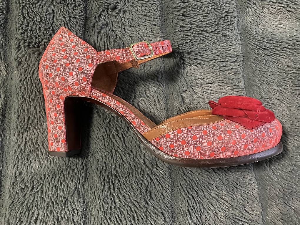 Scarpe da donna: Chie Mihara Pumps Gr. 37,5 – Usato da Lyss venduto da stubenwagen 1