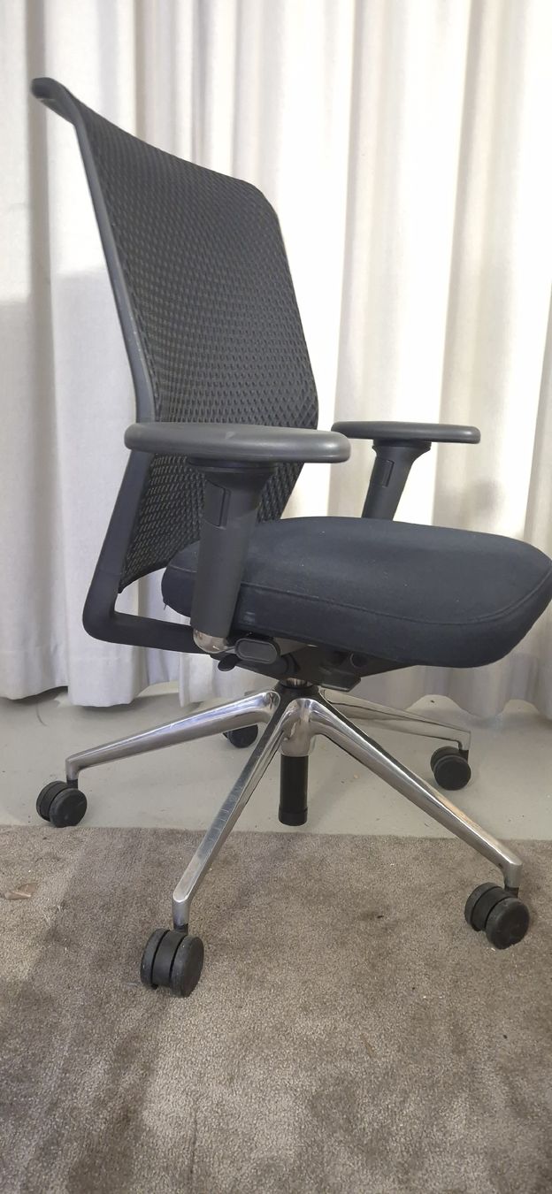 Vitra Sedie: Vitra Ergonomische Bürostuh  – Usato da Meilen venduto da COSTA_ABC