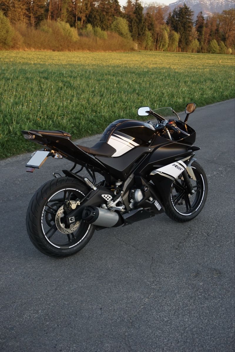 Yamaha Strada: Yamaha YZF-R125 2011 – Usato da Merenschwand venduto da sar_z5sz 9
