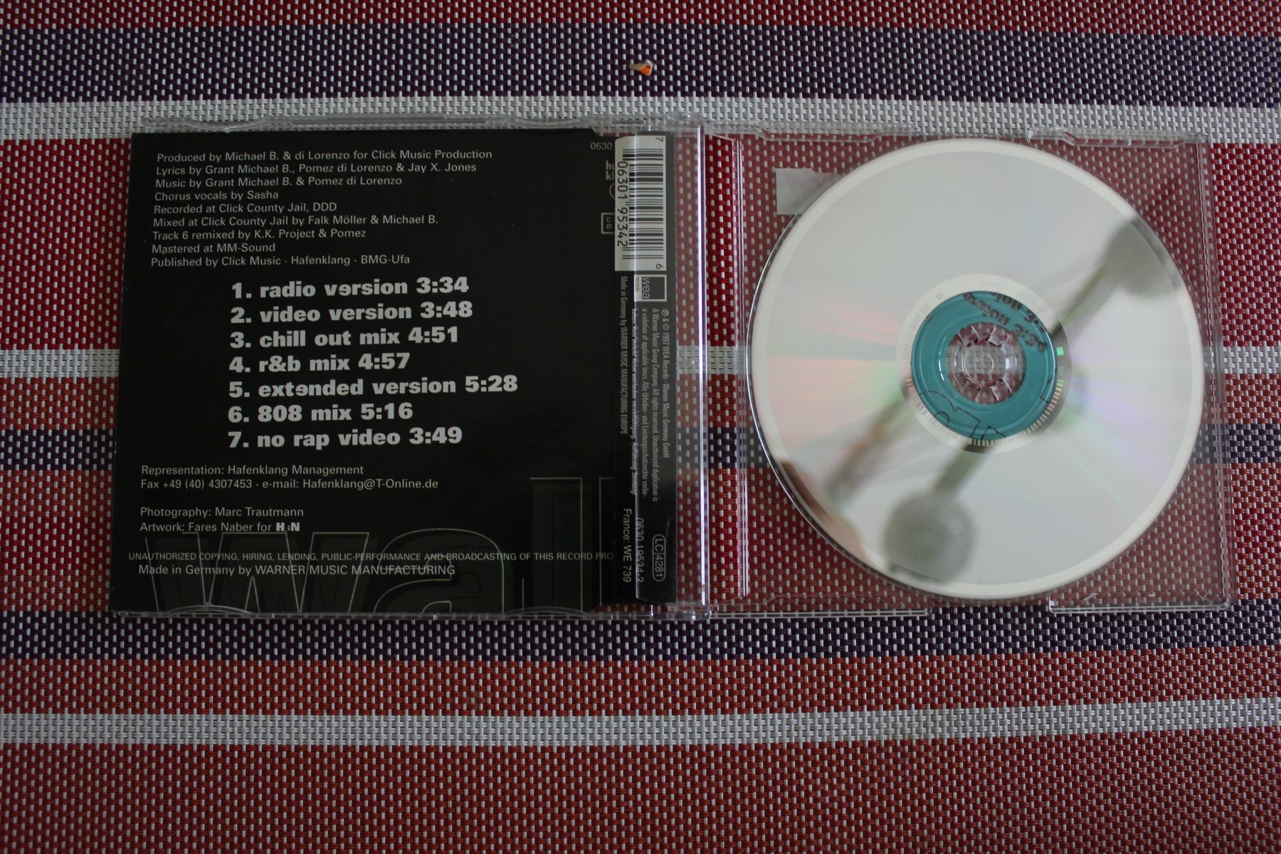 CD: Young Deenay - Walk On By - Maxi-CD – Usato da Geroldswil venduto da CD-Verkauf-2022 1