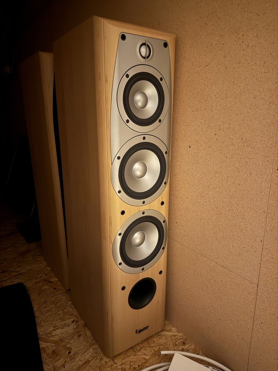 Infinity Casse acustiche: Infinity Lautsprecher und JVC Verstärker  – Usato da Lotzwil venduto da seatseat 4