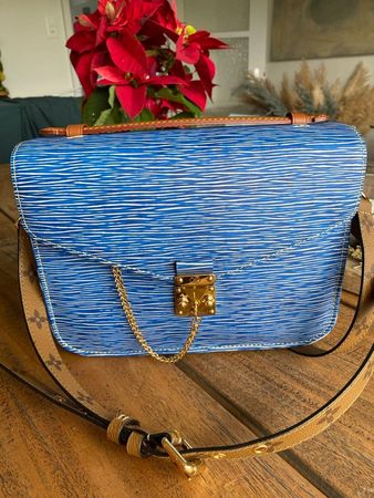 Louis Vuitton POCHETTE METIS EPI DENIM Limited