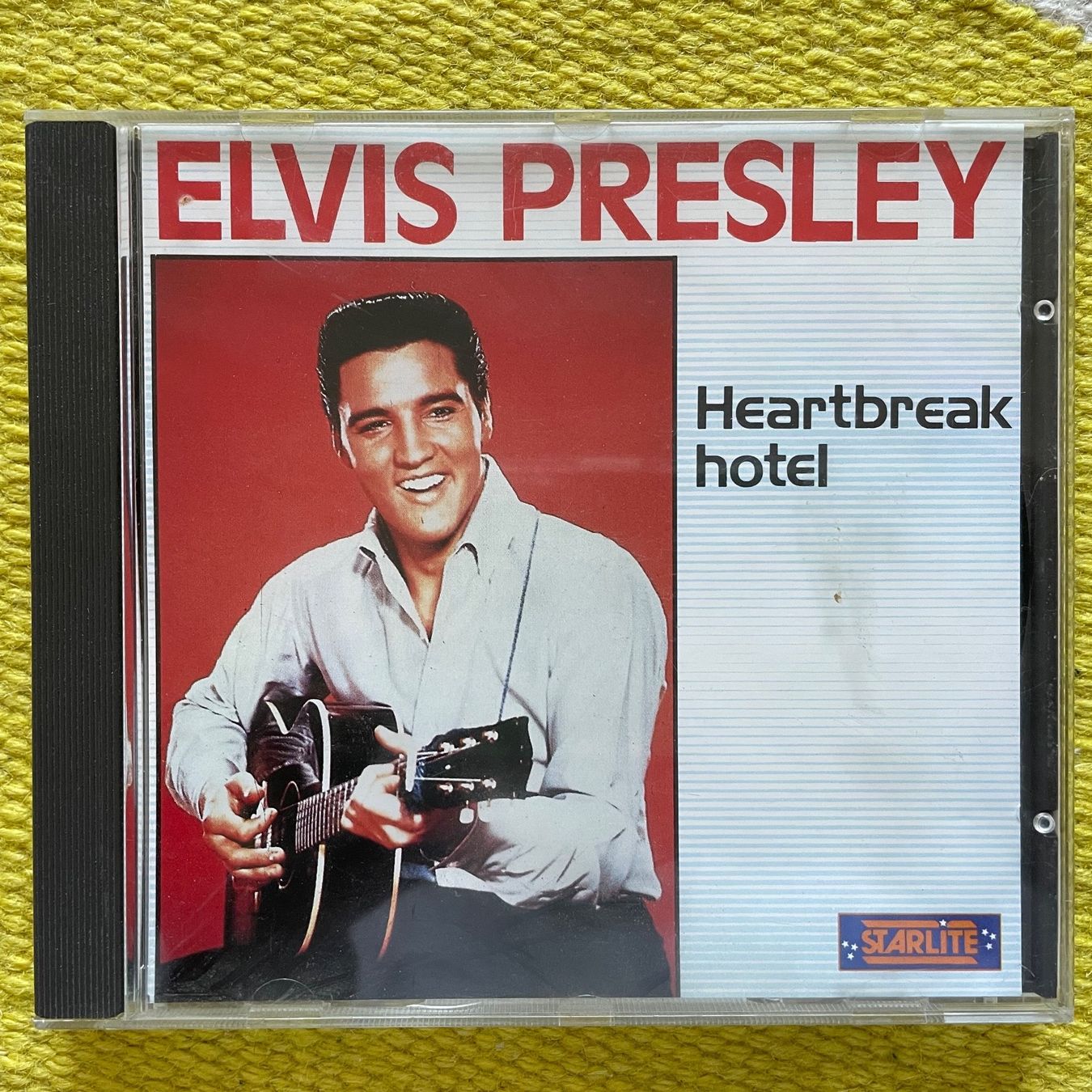 CD: ELVIS PRESLEY-HEARTBREAK HOTEL – Usato da Rorschacherberg venduto da CD-Roli