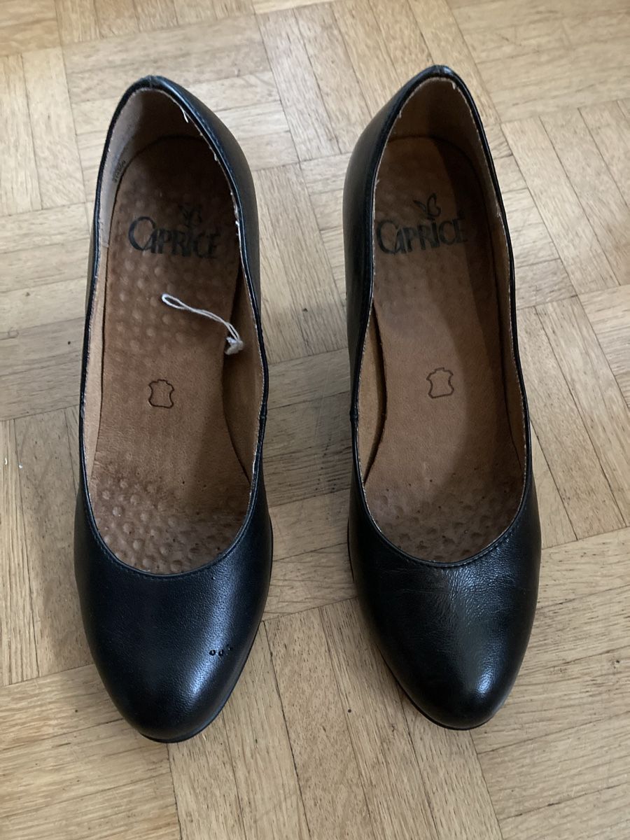 Damenschuhe: Pumps 37 Caprice on Air – Gebraucht aus Bern von Aniba23